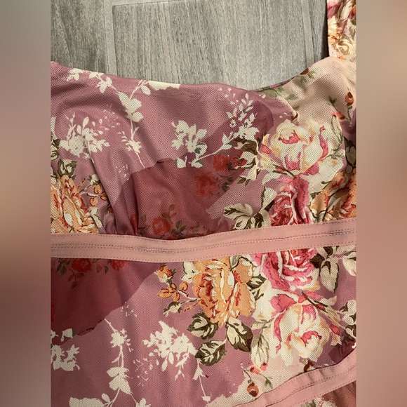 NWT Cider Asymmetrical Ruffle Knotted Floral baby doll Tank Top - Picture 5 of 9